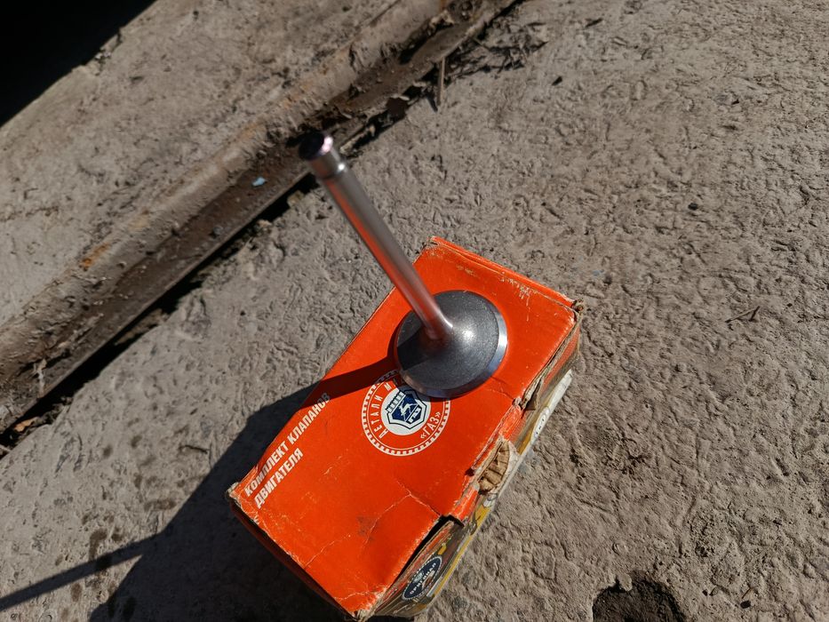 Клапана впускные ЗМЗ 402,511,УМЗ 417,420,421