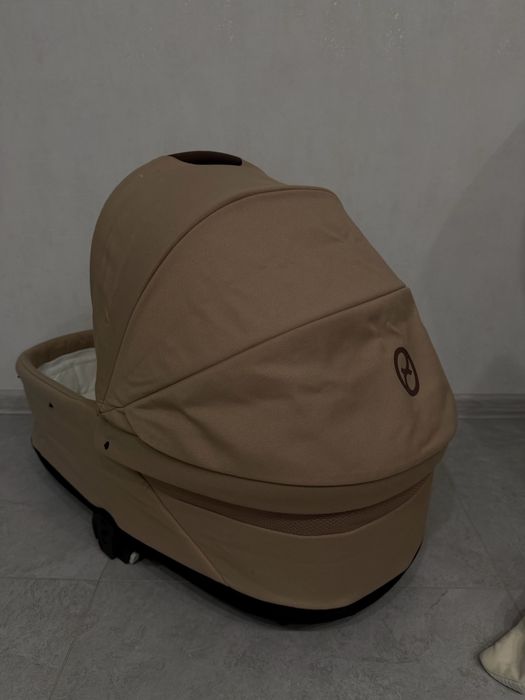 Продам люльку Cybex Balios S Lux 2025 (беж)