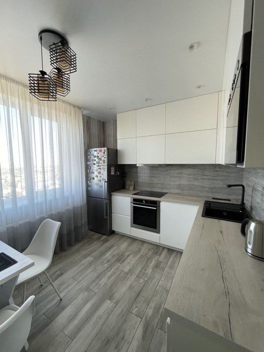 Продам 3х к квартиру , ЖК Дом на Зерновой, Зернова47, Одесская