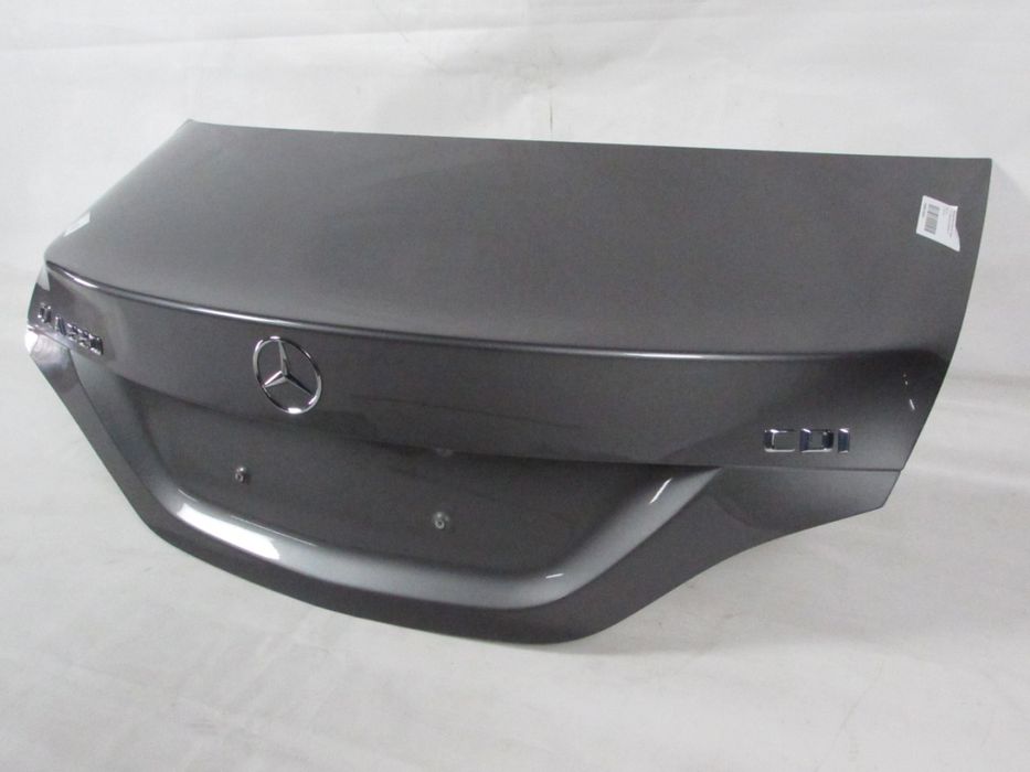 Tampa Da Mala Mercedes-Benz Cla Coupe Ref: A1177500075