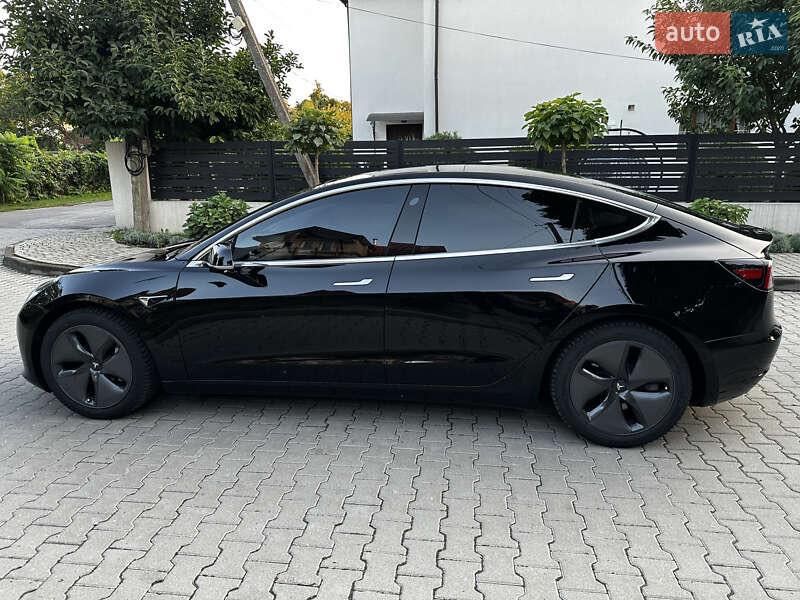 Tesla Model 3 2020 Standart Range Plus