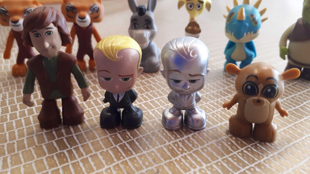 Bonecos Cidade dos Heróis