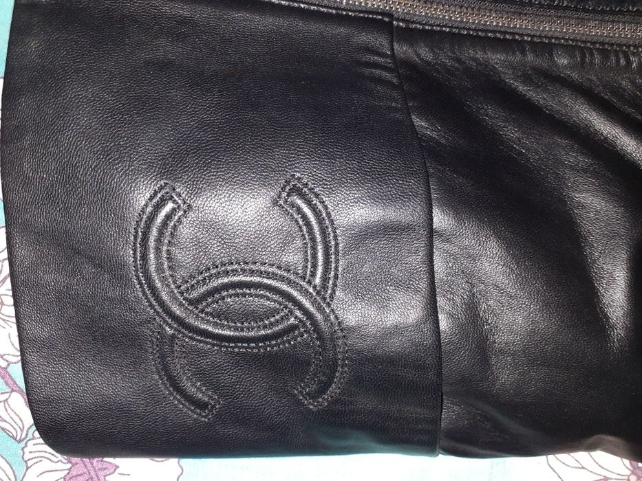Женская кожаная куртка Chanel