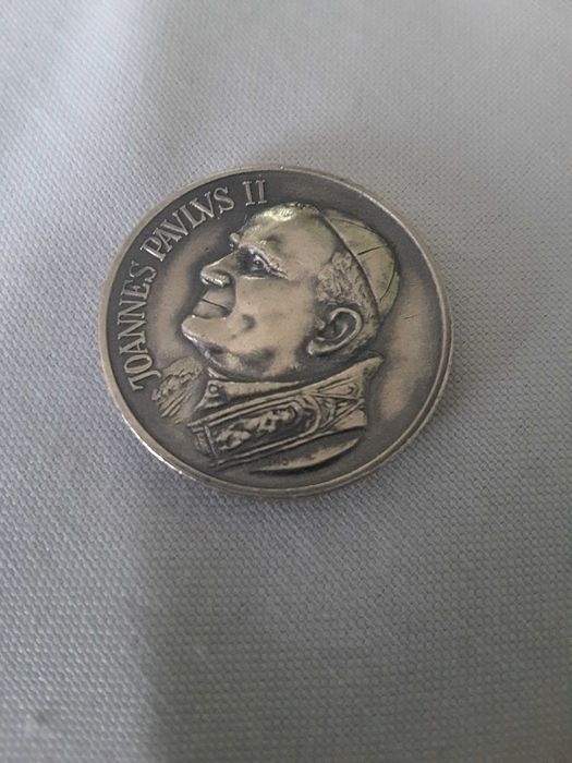 Medal Jan Paweł II 1983 PRL wyrób posrebrzany