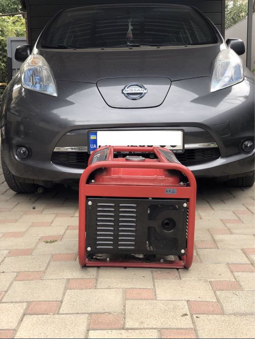 Німецький генератор Einhell