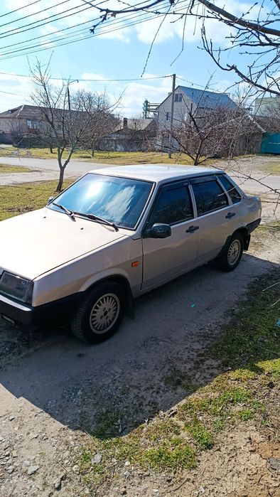 Продам ваз 21099