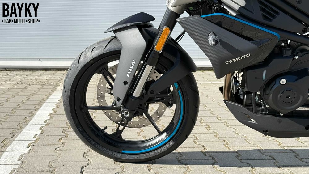 Мотоцикл CFMOTO 450NK