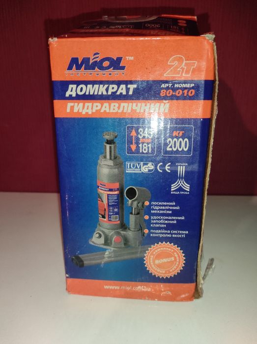 Домкрат бутылочный MIOL 80-010 гидравлический телескопический