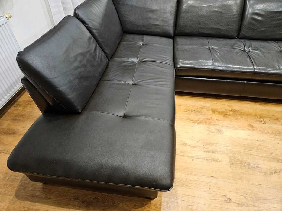 Narożnik prawy skórzany czarny duży wypoczynek z funkcją spania kanapa