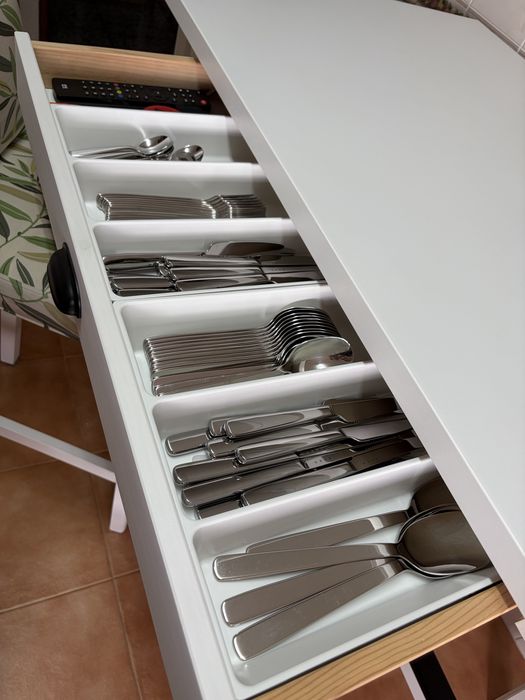 Mesa Nordviken + 4 cadeiras