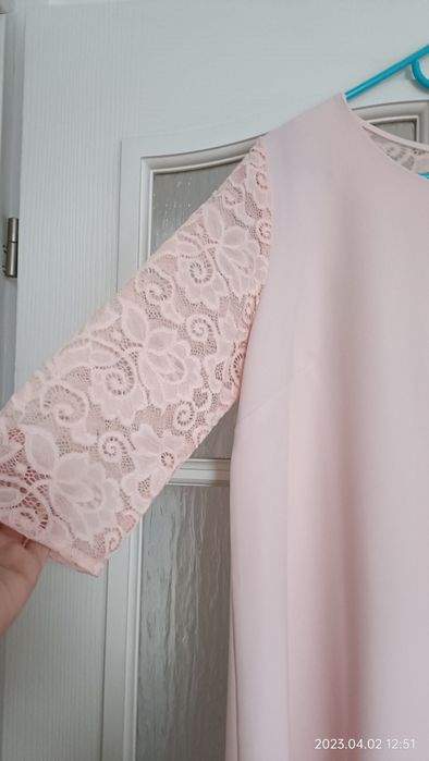 Sukienka pudrowy róż