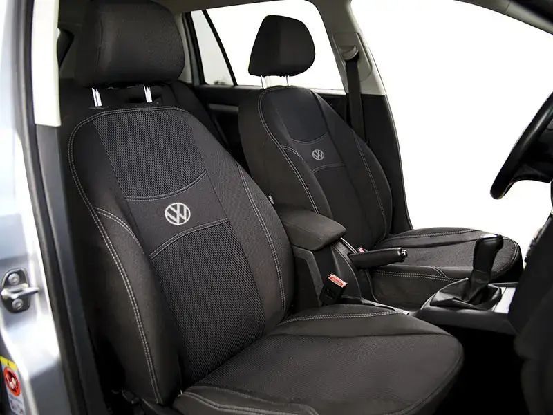 Автомобільні чохли Volkswagen Touran 2003-2010