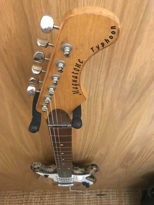 Magnatone Typhoon Guitarra Electrica 1960's Relic USA - Black Sparkle