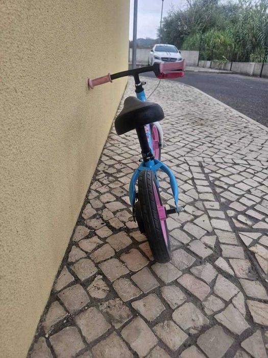 Bicicleta de Menina sem Pedais