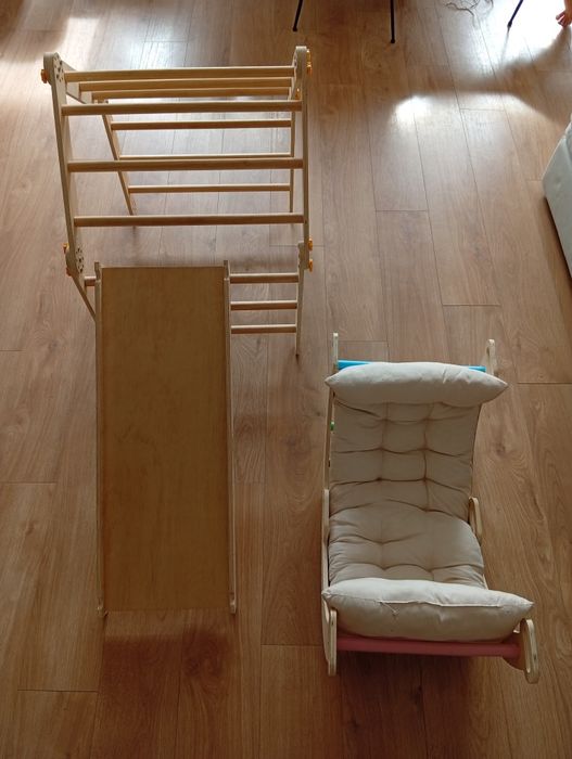 Conjunto de Escalada Montessori (Pikler, rampa e balancim com almofada)