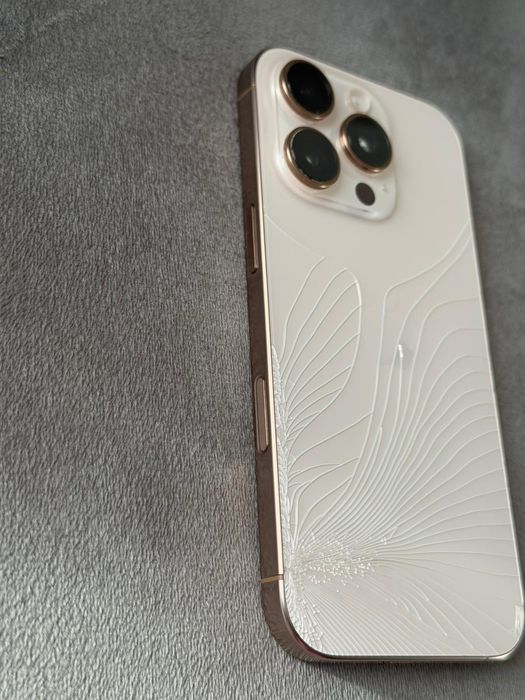 Iphon 16 PRO 256 GB - uszkodzony