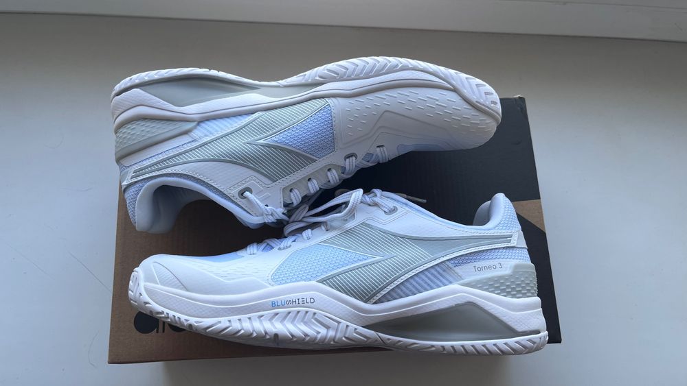 Buty tenisowe Diadora Blushield Torneo 3 AG, 40.5 EU, US: M 8 / W 9.5