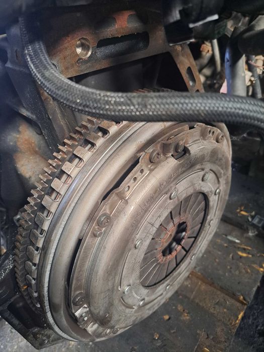 Bimassa  embreagem megane 2. k9k732 105cv