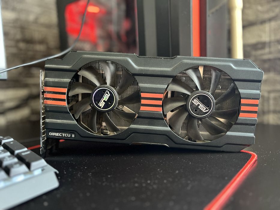 Продам відеокарту Radeon HD7950 3gb 256bit робоча