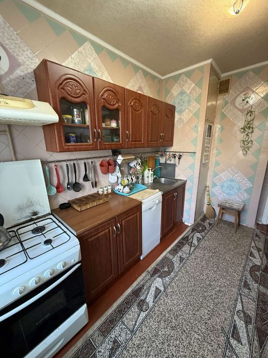 Продам  3 кімнатну квартиру вул.Княгині Ольги