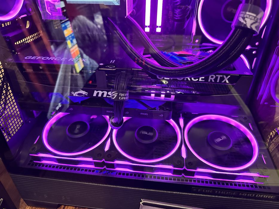 Продам видеокарту MSI RTX 5070ti TRIO