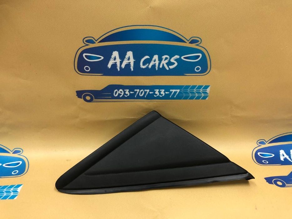 Накладка уголок двери зеркала Ford Kuga/Escape Форд Куга