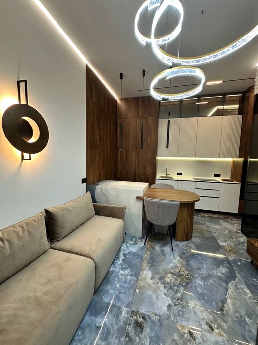 Продам 3к квартиру с огромной терассой. ЖК Парк Ленд ( Park Land).