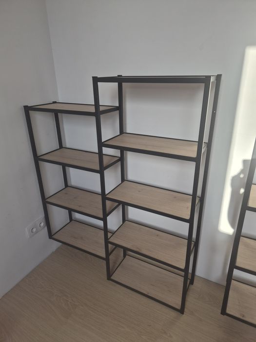 Regał metalowy / półki na ścianę