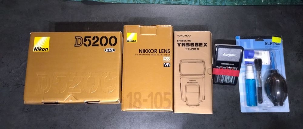 Zestaw Nikon D5200 + Nikkor 18-105mm + Yongnuo YN568EX