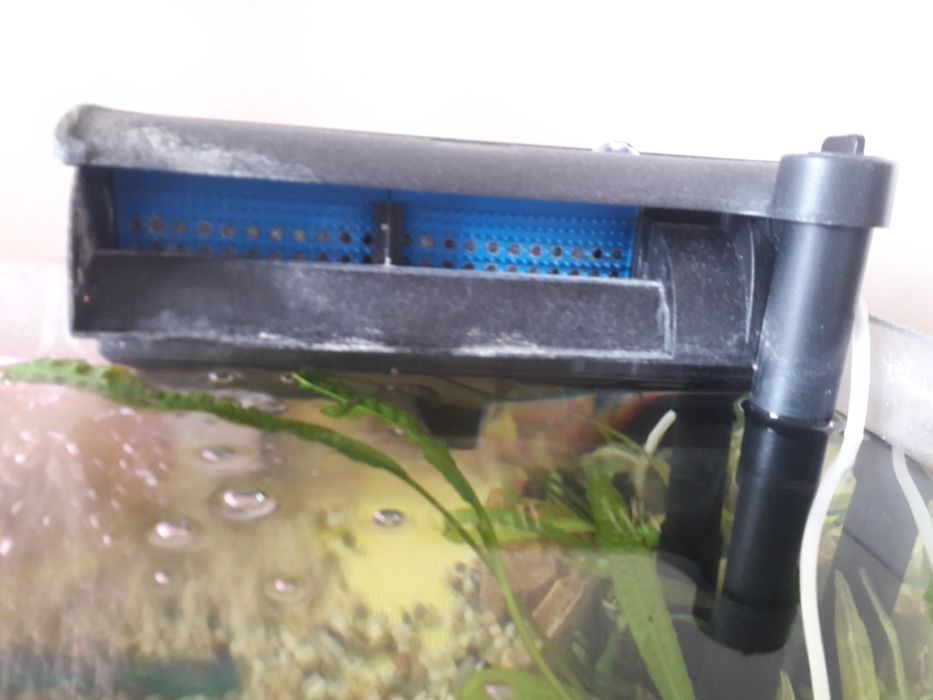 Filtry i pompy do akwarium