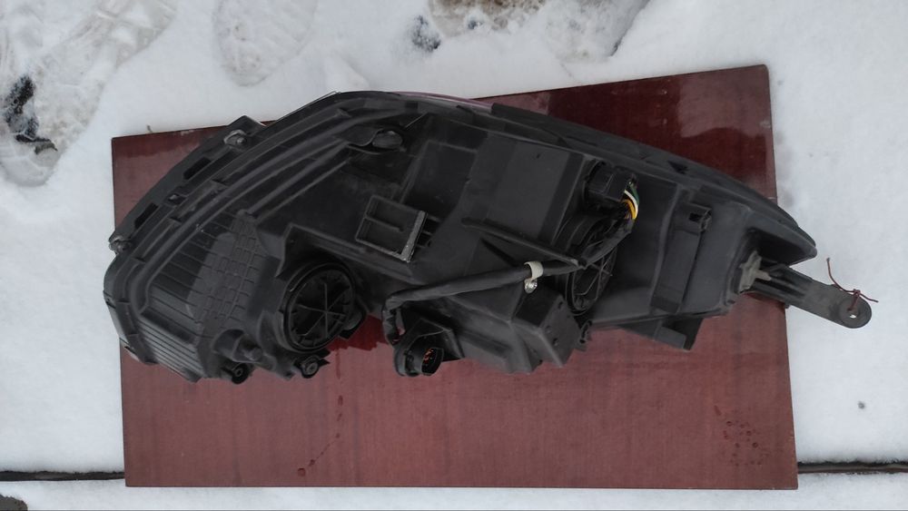 Фара левая передняя Hyundai ix20 (2010-2015)