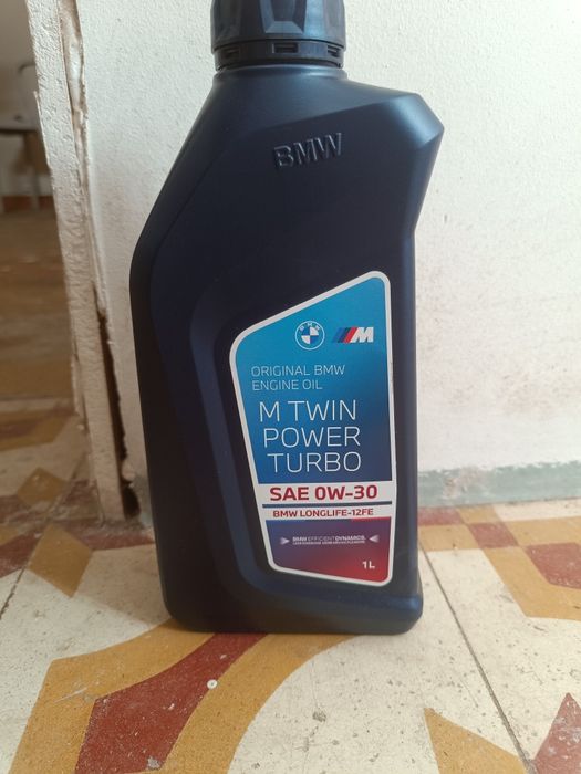 Vendo óleo de motor