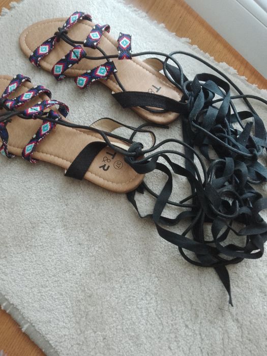 Klapki damskie letnie