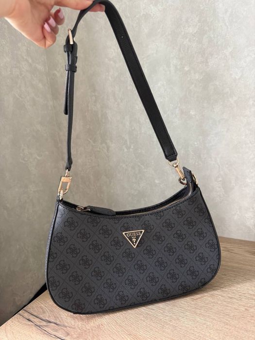 Продам женскую сумку GUESS оригинал