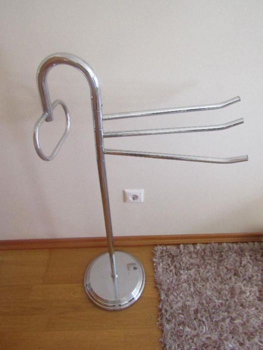 Toalheiro e suporte para papel higiénico piaçaba e toalha bidé