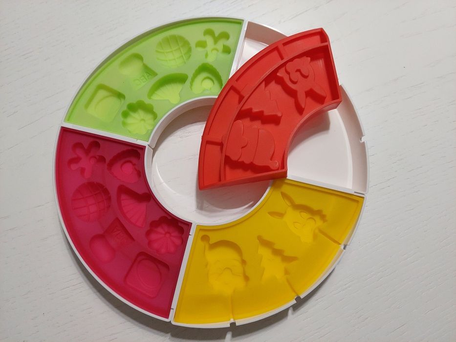 Suporte e formas em silicone com panela fondue