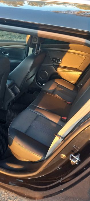 Продаю Рено меган 3