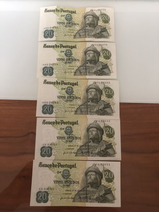Lote de 5 notas de 20 escudos de 1971