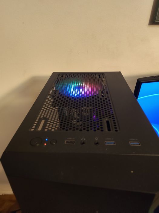 Mid gaming PC, specs na descrição