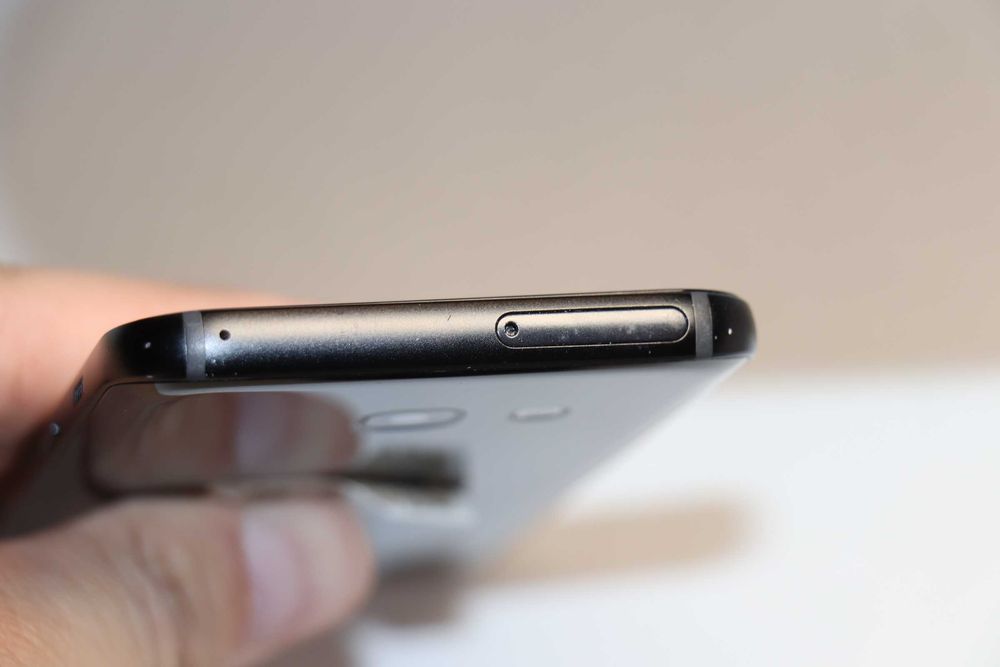 Samsung Galaxy A3 2017 SM-A320F 16Gb Black! гарний стан!