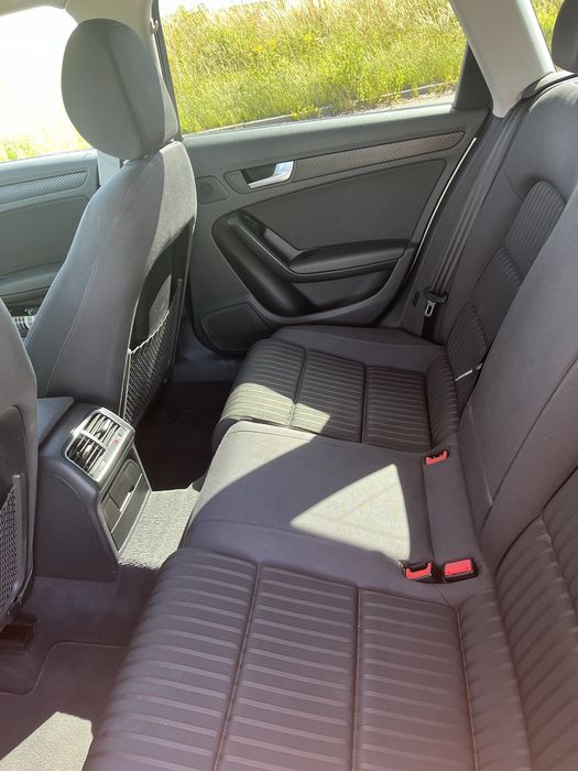 Sprzedam Audi A4 B8