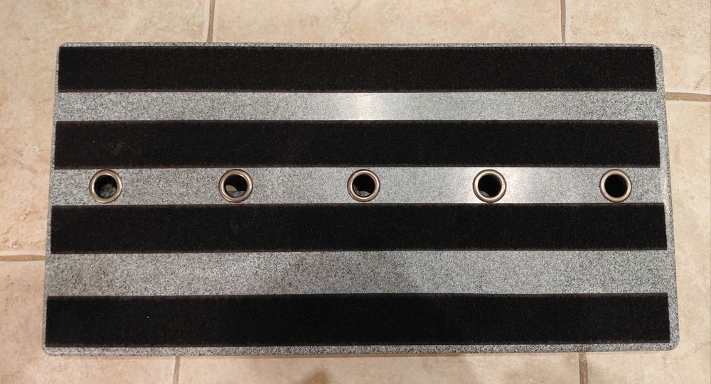 Pedalboard e pedais de guitarra