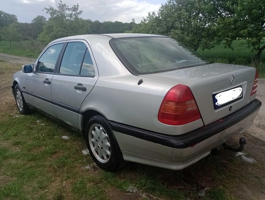 Mercedes Benz C 180