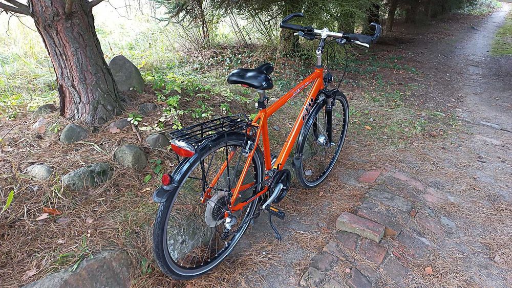 Alu Rower Miejski Męski KTM Avento 24 Plus 3x8 Deore LX Magura HS11 28