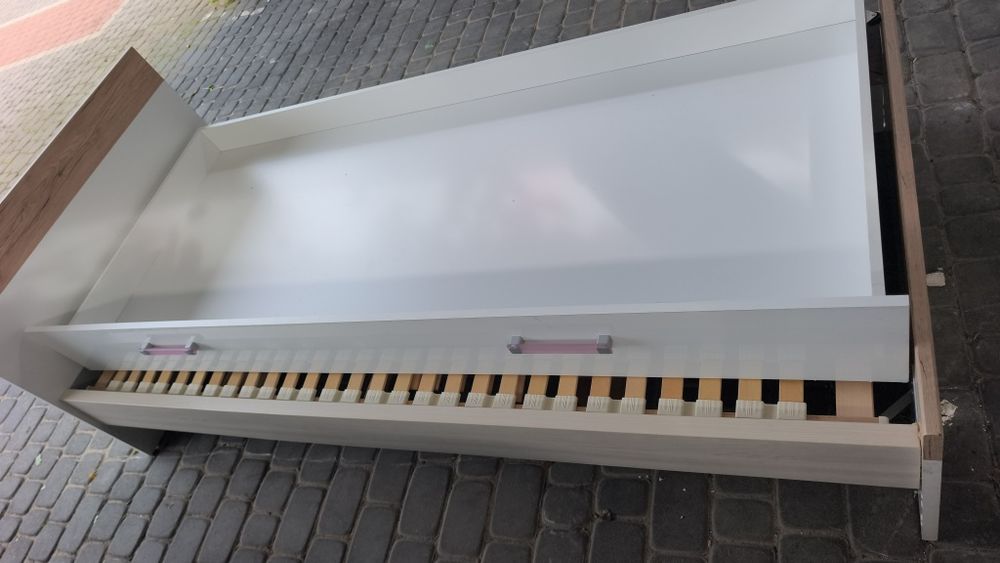 Zestaw mebli plus półka, całość do jutra 400 zl