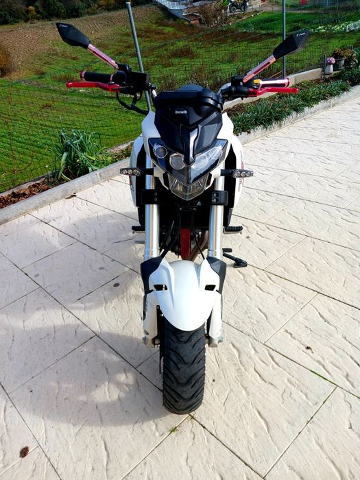 Benelli tnt 125cc