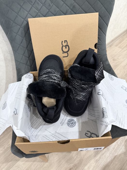 UGG Lowmel Sneaker угг кросівки