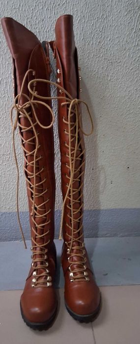 Botas de Cano Alto / High Boots - HAPPY DAY