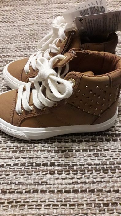 NOVAS - Sapatilha subida Zara