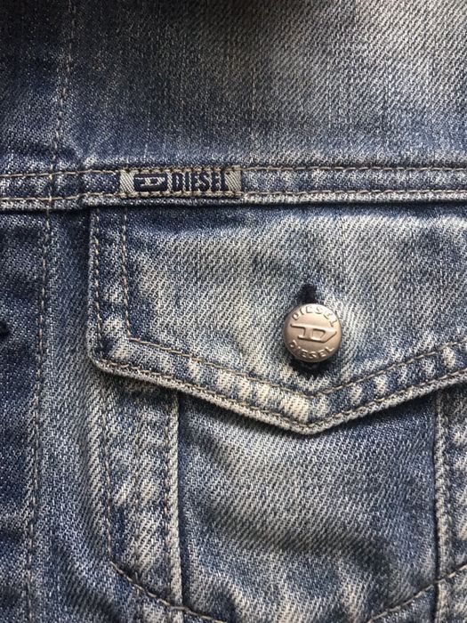 Джинсовая куртка DIESEL размер М. Италия.